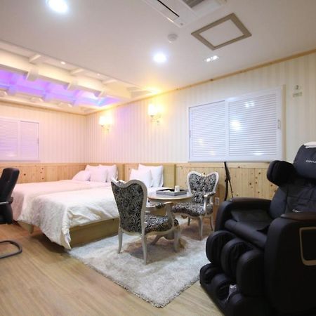 Yeosu Mj Motel エクステリア 写真