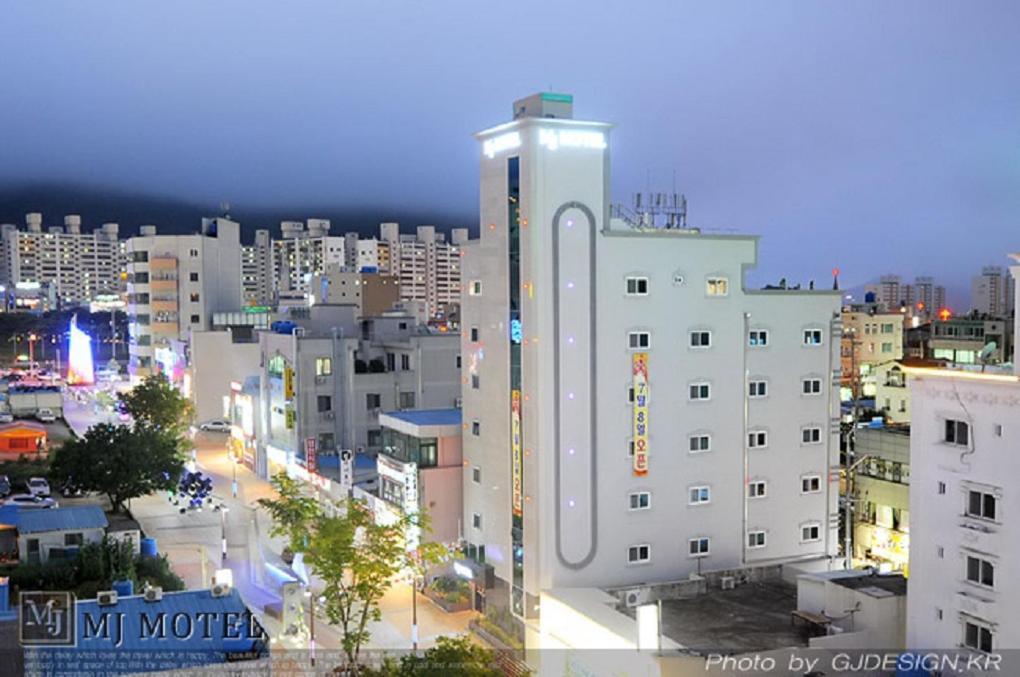 Yeosu Mj Motel エクステリア 写真
